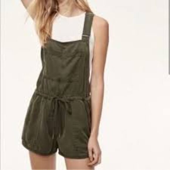 Aritzia Green romper - Picture 1 of 5